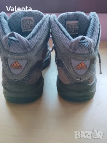 Детски ботуши Adidas 29 номер, снимка 3 - Детски боти и ботуши - 56370167