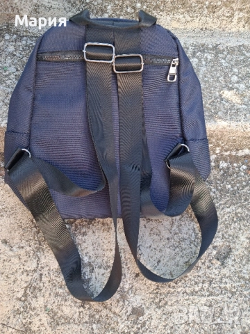 Ново!Раница тъмносин цвят, снимка 2 - Раници - 52542044