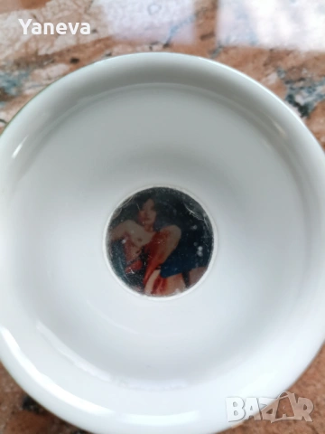 Порцеланов , китайски комплект за ракия с декорация от дракони. , снимка 13 - Декорация за дома - 53360445