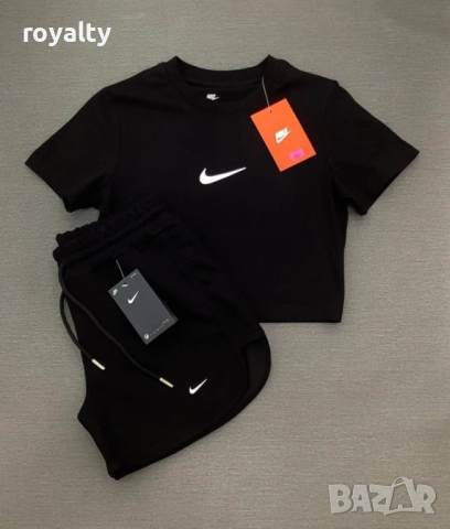 Nike дамски спортен екип 