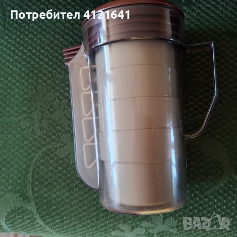 Туристически комплект, 4 чаши+кана, пластмаса, 2 броя