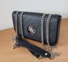 Черна чанта Guess код DS201, снимка 3