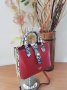 Червена чанта Guess код IM334, снимка 3