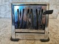 Стар тостер за филийки , снимка 1 - Антикварни и старинни предмети - 39664820