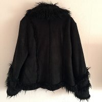 Черно велурено зимно палто 48 размер, снимка 3 - Палта, манта - 34343160
