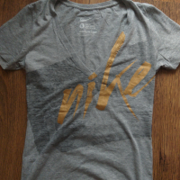 nike - страхотна дамска тениска КАТО НОВА, снимка 7 - Тениски - 36262104