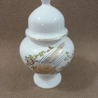 Порцеланова ваза. , снимка 1 - Антикварни и старинни предмети - 40719603