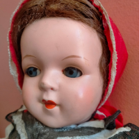 Колекционерска кукла народна носия Чехословакия ретро Celluloid 35 см, снимка 17 - Колекции - 44934272