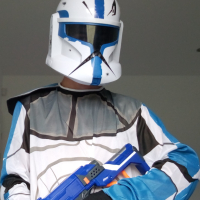маска с костюм на клонинга капитан Рекс от междузвездни войни, снимка 1 - Детски комплекти - 44933768