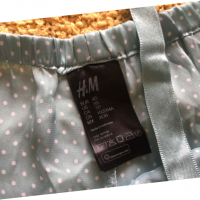 Сатенени панталонки H&M, снимка 3 - Къси панталони и бермуди - 36270810