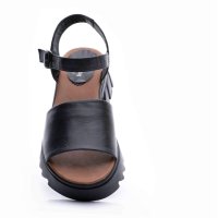 Дамски сандали от естествена кожа модел на ПРАДА, снимка 3 - Сандали - 41145157