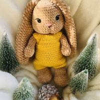 Ръчно плетени зайчета, снимка 5 - Плюшени играчки - 44673614
