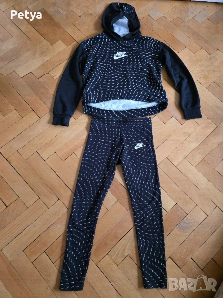 Nike комплект за момиче М/ 137-146см, снимка 1