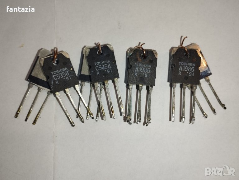 Продавам транзистори 2SA1986 2SC5358 1986 5358, снимка 1