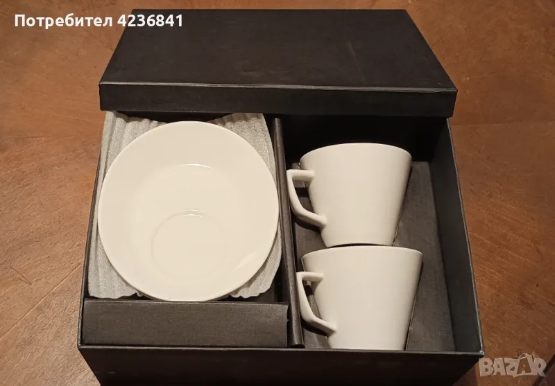 Комплект от две чашки за кафе с нестандартно оформени чинийки, снимка 1