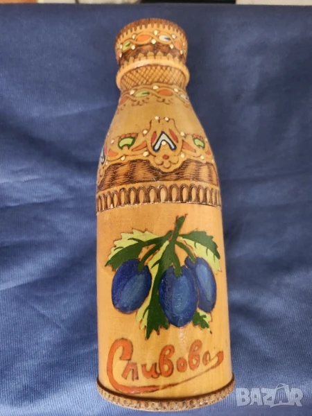 пирографирани: цилиндрична дървена изработка за малка бутилка сливова, бъклица и съд за подправки, снимка 1