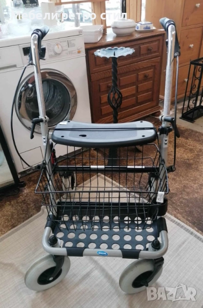 Проходилка за възрастни хора до 130 кг.Регулиране височината на дръжките. Спирачки на задните колела, снимка 1