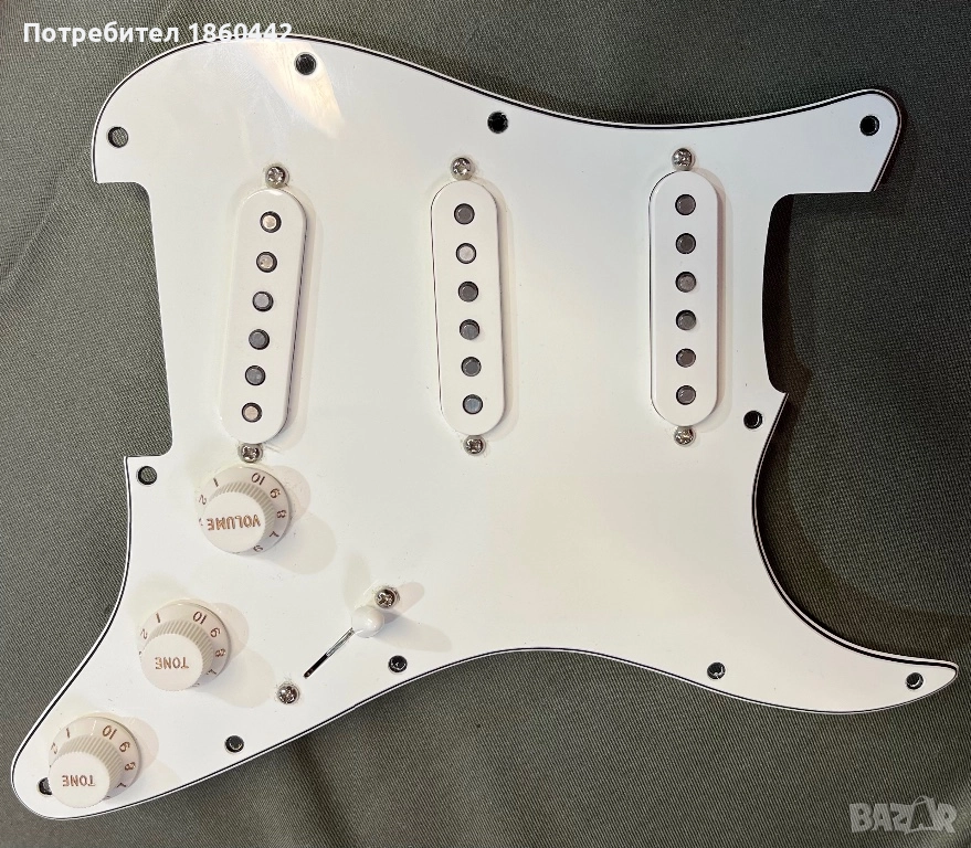 Оборудван пикгард Fender Player Stratocaster, снимка 1