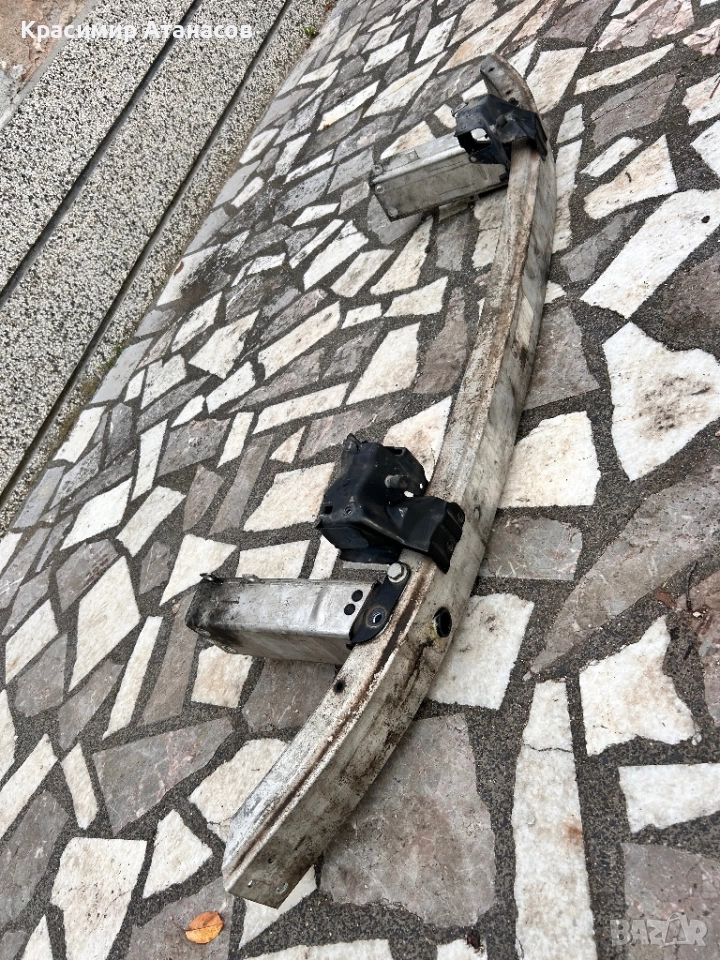 Основа предна броня за Мерцедес Е-класа W211. Фейслифт 2007г, снимка 1