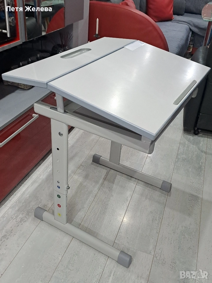 Бюро/чин с метални крака,регулиране-Австрия , снимка 1