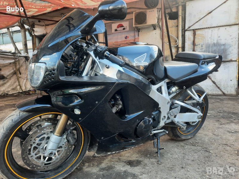 Honda CBR 900 и CBR F4 на части, снимка 1