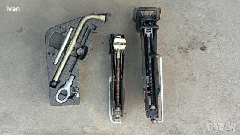 Крик Toureg 7L Audi Porshe, снимка 1