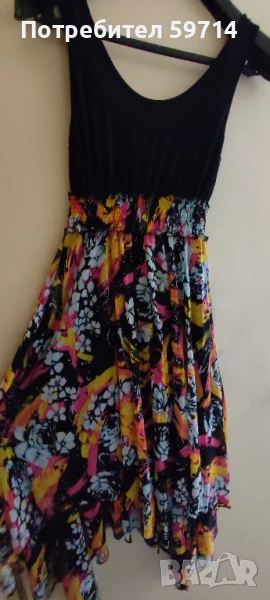 Много женствена рокля, снимка 1