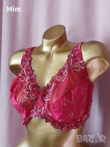  Hunkemoller 95 F Червен сутиен с бродерия , снимка 3 - Бельо - 52531583