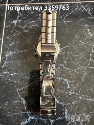 Оригинален Citizen Titanium Ana-Digi Vintage, снимка 3 - Мъжки - 51127195