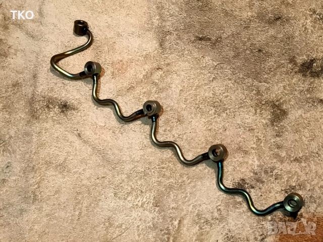 Тръба за обратното гориво на TOYOTA Avensis T25 Corolla Verso 2.0 D-4D, снимка 4 - Части - 52931822