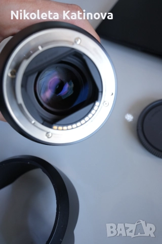 Обектив Samyang AF 35mm 1.4 FE за Sony + Филтър, снимка 6 - Обективи и филтри - 51954435