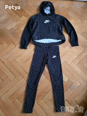 Nike комплект за момиче М/ 137-146см