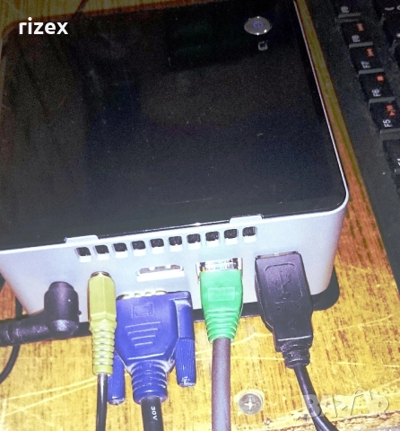 Мини компютър, снимка 7 - Работни компютри - 52501058