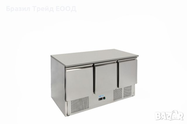 СРЕДНОТЕМПЕРАТУРНА ХЛАДИЛНА МАСА С ТРИ ВРАТИ FORCOLD G-S903TOP-FC 