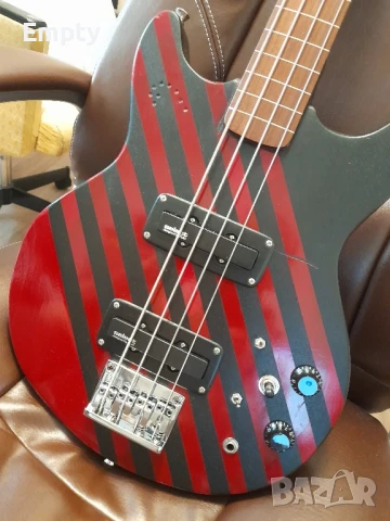Фретлес бас, снимка 15 - Китари - 51286402