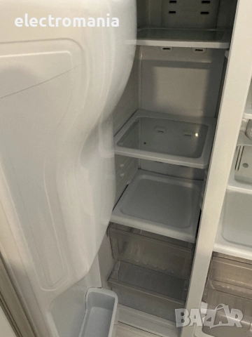 хладилник с фризер Side by Side Samsung HomeBar & selectZone RSH1PTSW, снимка 11 - Хладилници - 51893692