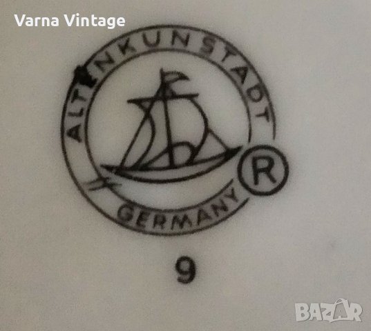 Колекционерска порцеланова малка чиния. Германия. (2).маркирана., снимка 3 - Антикварни и старинни предмети - 41016112