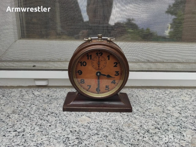 Немски Часовник Будилник Обслужен, снимка 8 - Антикварни и старинни предмети - 51267601