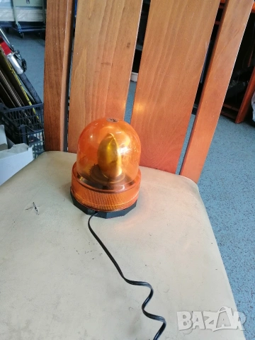 Сигнална лампа за автомобил