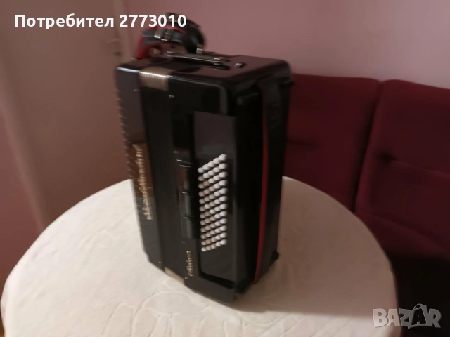 Роялстандарт Метеор 60 баса, снимка 5 - Акордеони - 53730227
