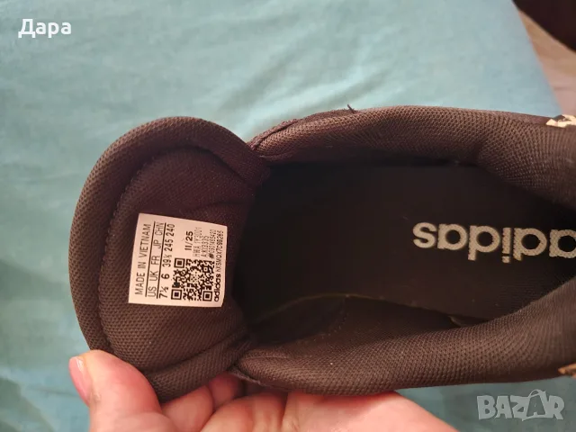 Adidas 39 номер, снимка 2 - Маратонки - 56171636