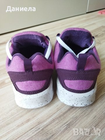 Дамски маратонки DC, снимка 3 - Маратонки - 41945738