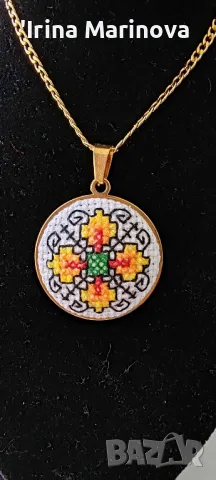 Колие с шевица, снимка 2 - Колиета, медальони, синджири - 49450829