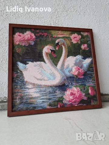 Диаманген гоблен лебеди-готов и рамкиран, снимка 3 - Гоблени - 50273768