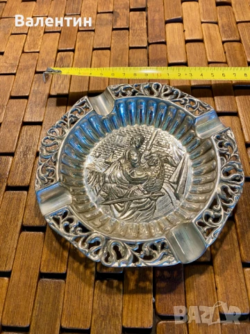 #1206# Голям пепелник. Винтидж. Посребрена. От Холандия.