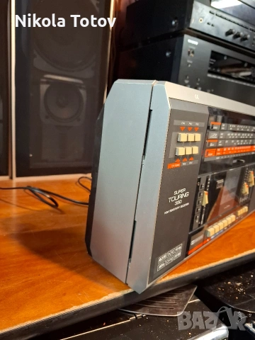 Продава се чисто нов касетофон ITT Touring 350. , снимка 3 - Радиокасетофони, транзистори - 53294134