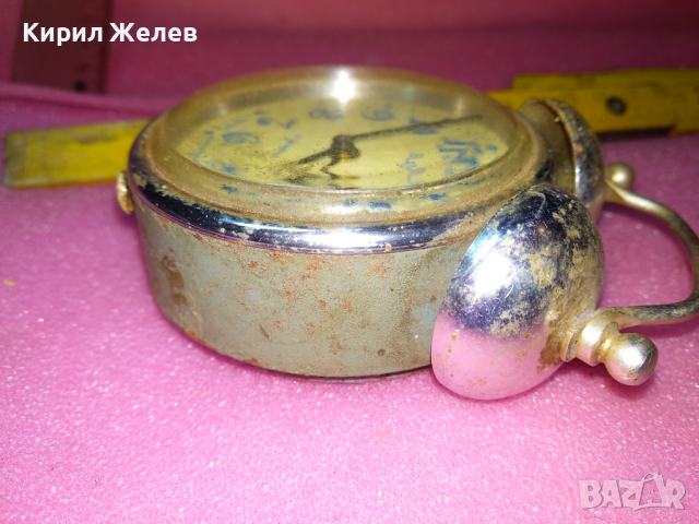 SLAVA MADE in USSR Стар КОЛЕКЦИОНЕРСКИ РУСКИ БУДИЛНИК МЕХАНИЧЕН НАСТОЛЕН ЧАСОВНИК СЛАВА СССР 26477, снимка 5 - Антикварни и старинни предмети - 44548902