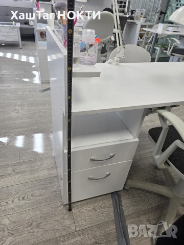 бюро за маникюр бяло , снимка 5 - Педикюр и маникюр - 53695714