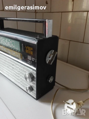 Радио , транзистор VEF 206 , Doccia и радио часовник. , снимка 3 - Радиокасетофони, транзистори - 50492158