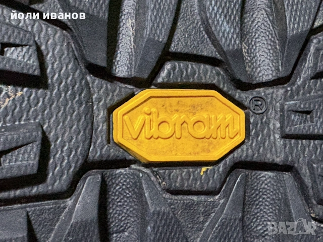 Treking обувки вибрам,кожа,46 номер,мембрана, снимка 3 - Маратонки - 53397606